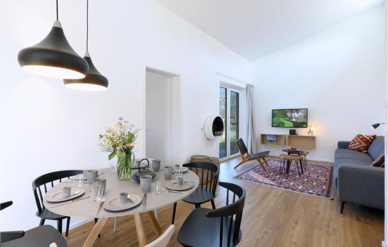Awesome Home In Lembruch-Duemmer See With Kitchen المظهر الخارجي الصورة
