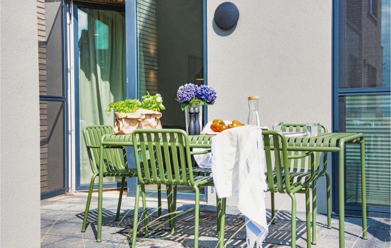 Awesome Home In Lembruch-Duemmer See With Kitchen المظهر الخارجي الصورة