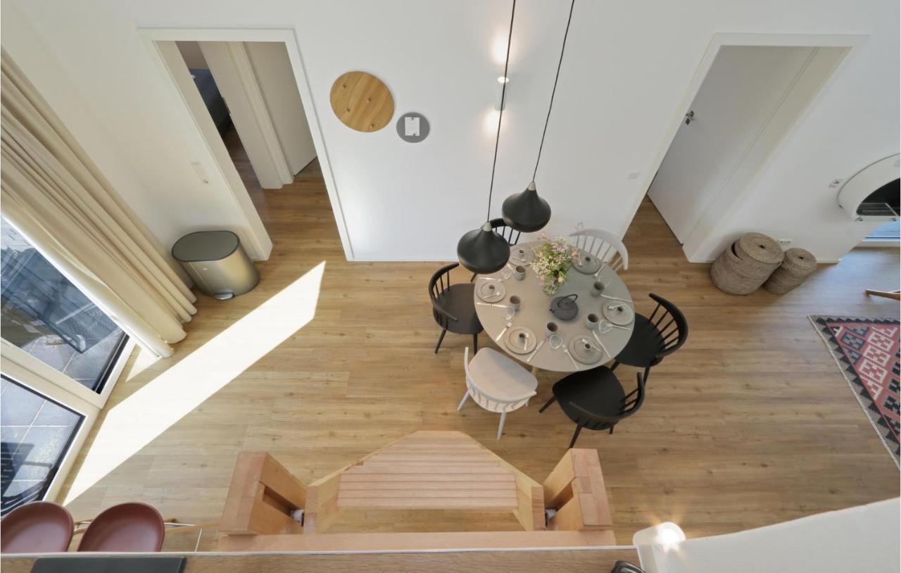 Awesome Home In Lembruch-Duemmer See With Kitchen المظهر الخارجي الصورة