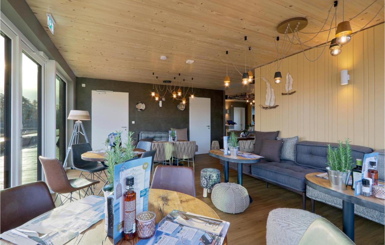 Awesome Home In Lembruch-Duemmer See With Kitchen المظهر الخارجي الصورة